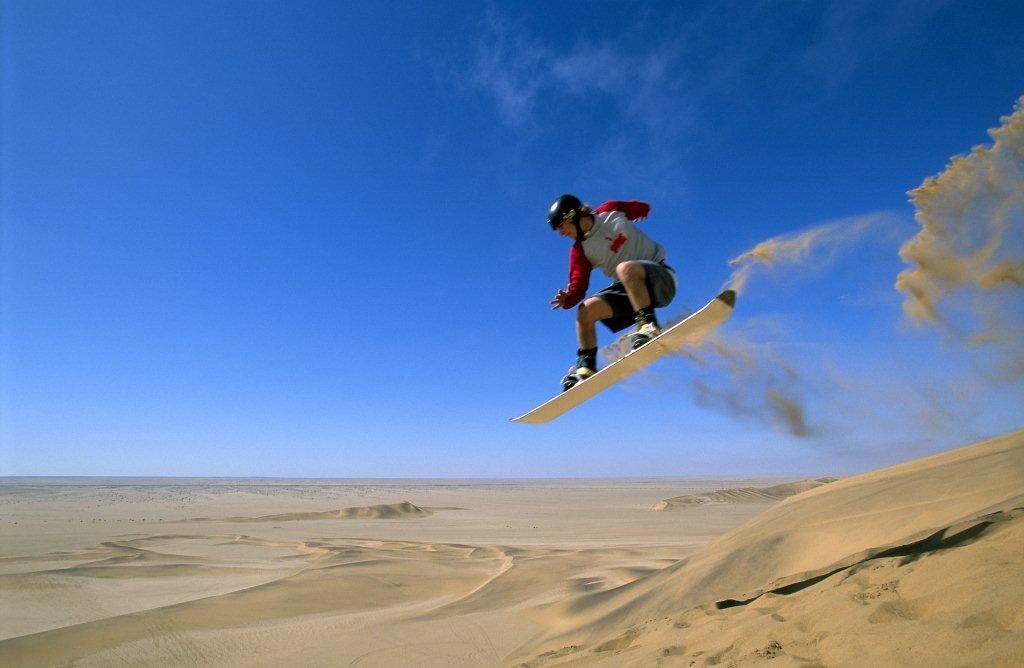 Sandboarding Dubai